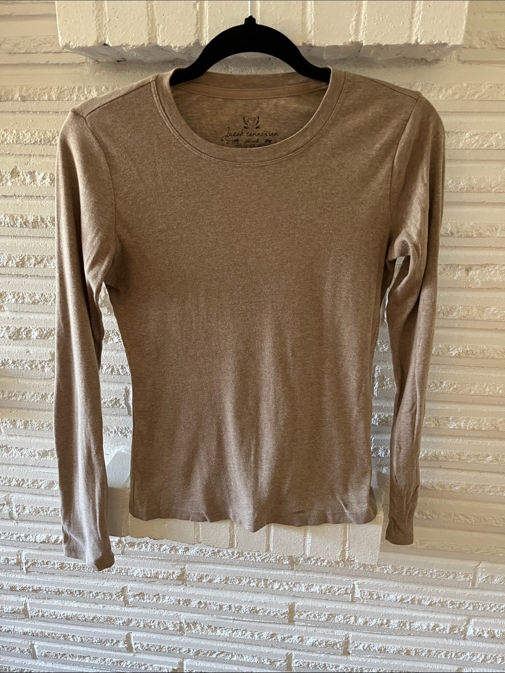Long-Sleeve Crewneck Top in Taupe